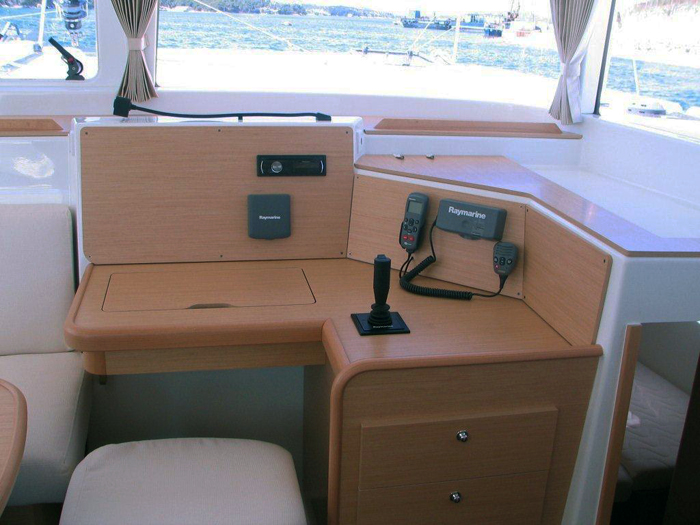 Lagoon 400