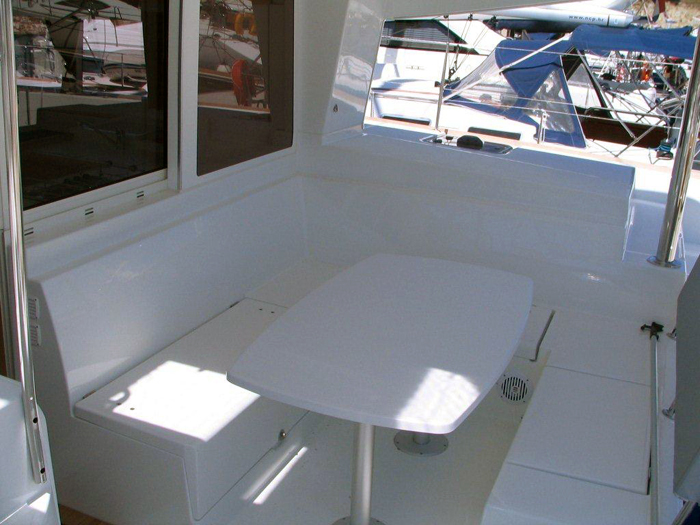 Lagoon 400