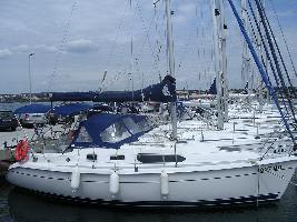 Hunter 306