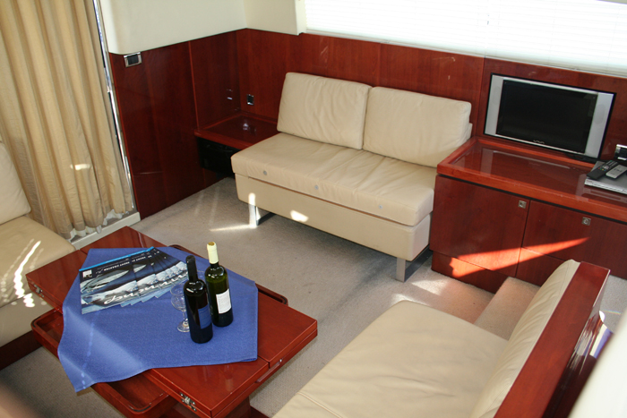 Fairline Phantom 48