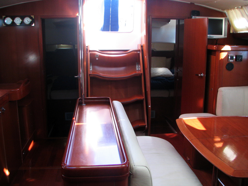 Oceanis Clipper 523