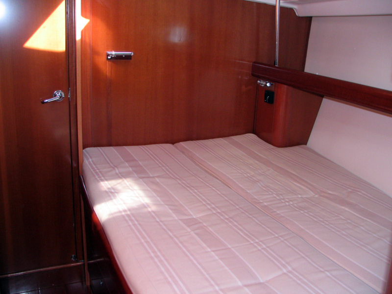 Oceanis Clipper 523