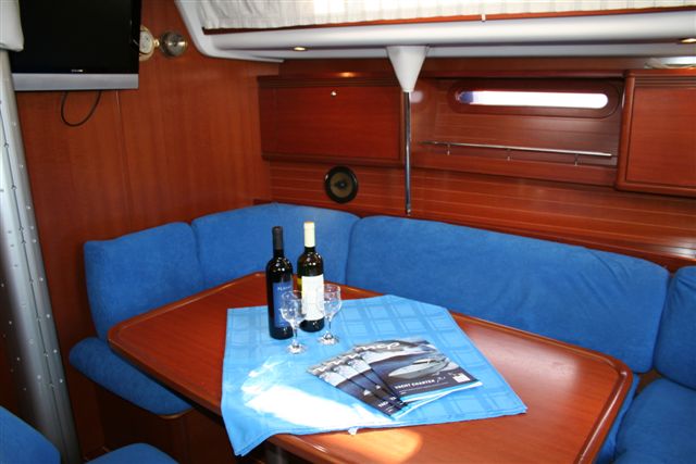 Grand Soleil 43