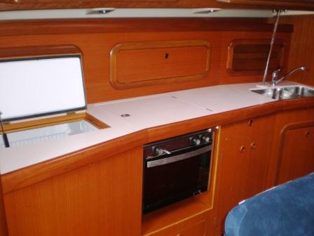 Grand Soleil 43