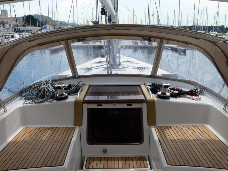 Jeanneau 53