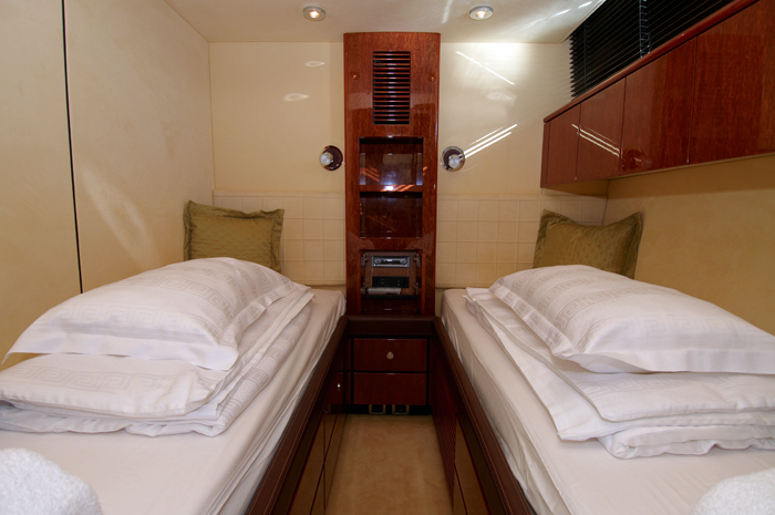 Fairline Squadron 74