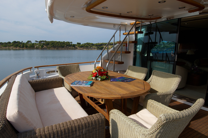 Fairline Squadron 74