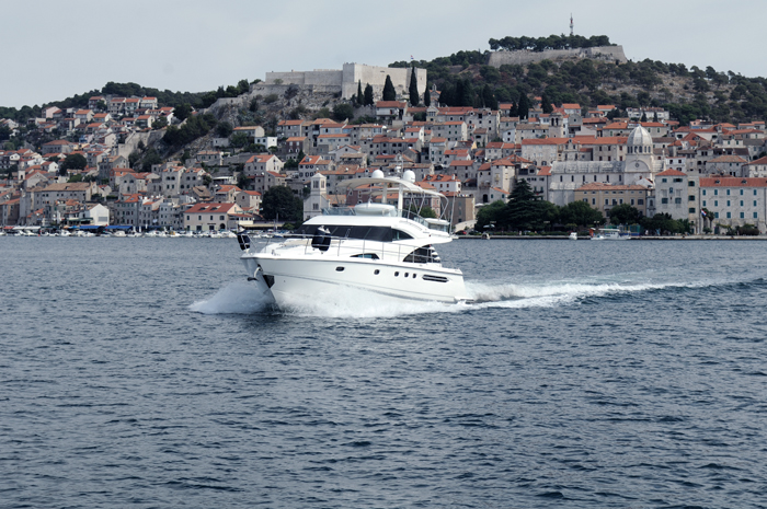 Fairline Squadron 58