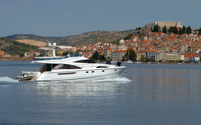 Fairline Squadron 58