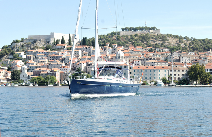 Beneteau 57