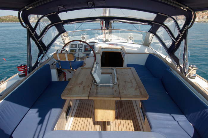 Beneteau 57