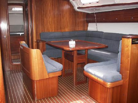 Bavaria 44