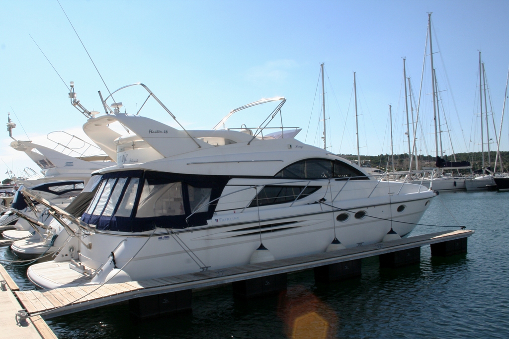 Fairline Phantom 46
