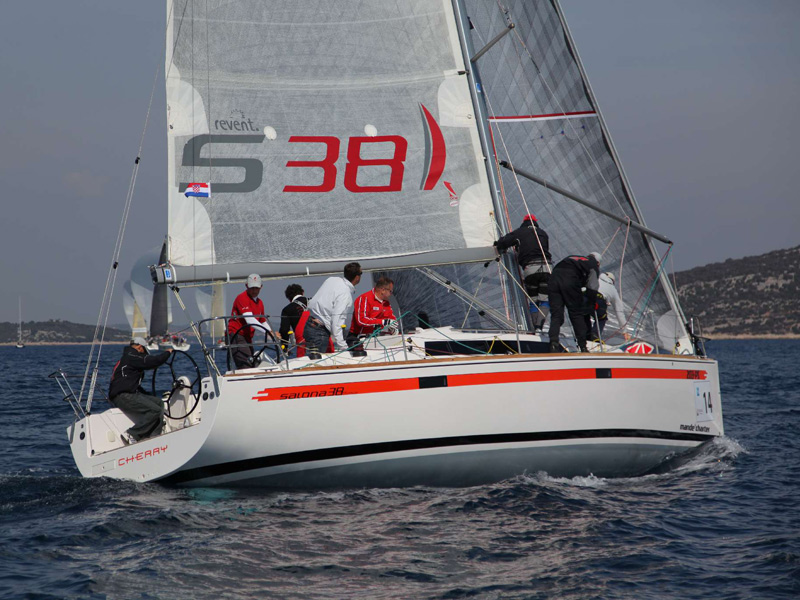 Salona 38