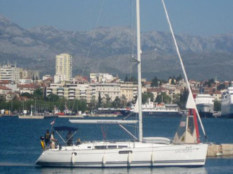 Sun Odyssey 49i