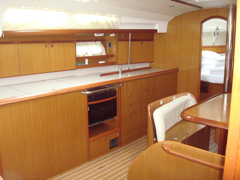 Sun Odyssey 45
