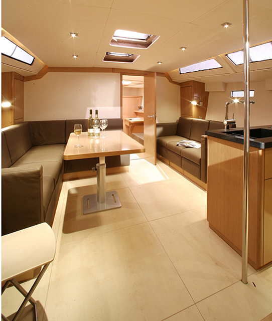 Hanse 470