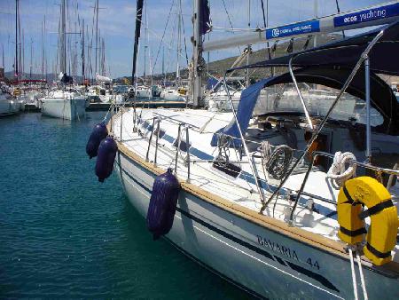 Bavaria 44