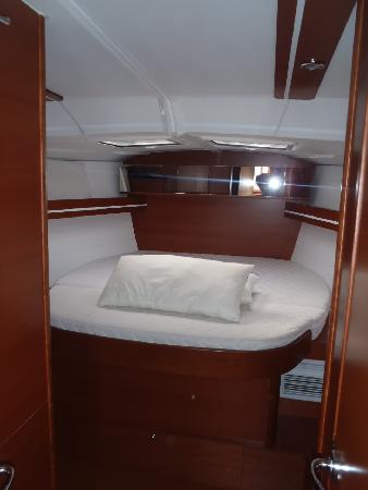 Dufour 445