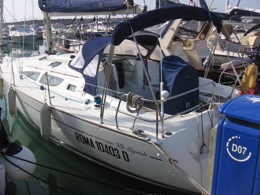 Sun Odyssey 35