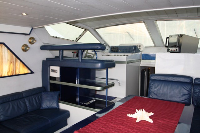 Ferretti 49