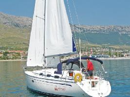 Bavaria 33