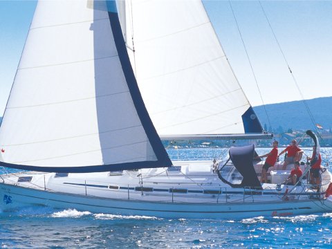 Bavaria 44