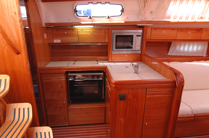 Bavaria 38