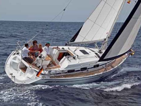 BAVARIA 33 Cruiser