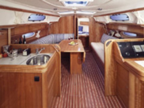 BAVARIA 33 Cruiser