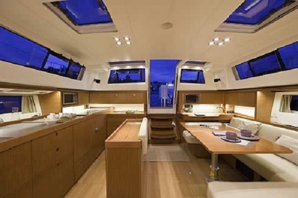 Oceanis Sense 50