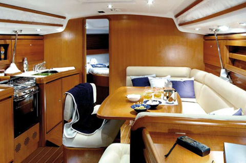 Grand Soleil 37