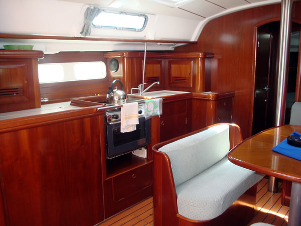 Oceanis 411