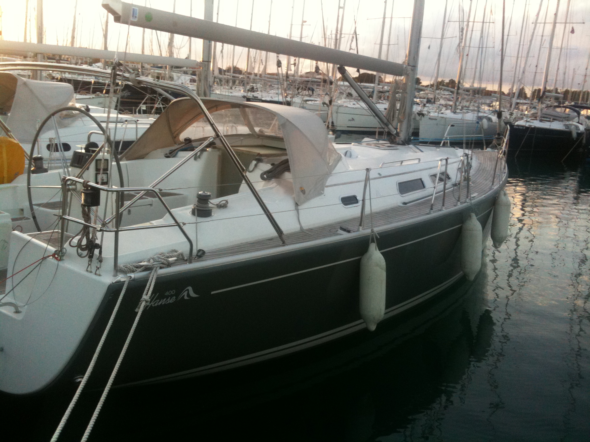 Hanse 400