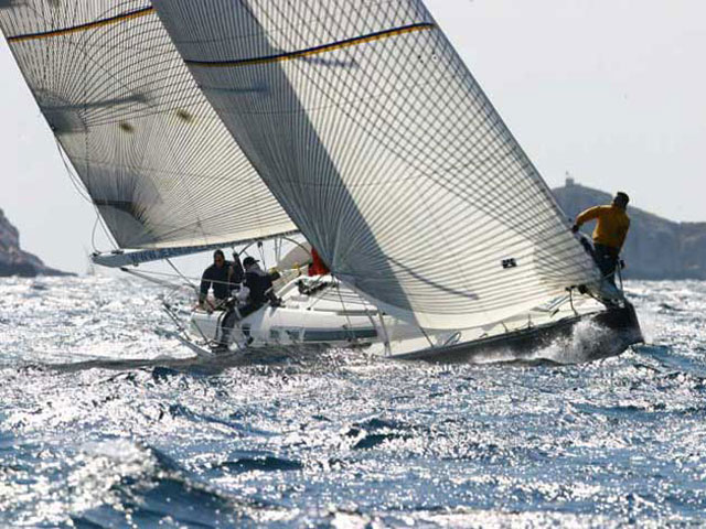 Sun Fast 43