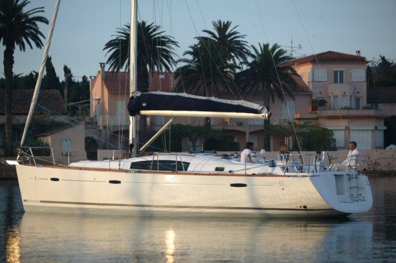 Oceanis 43