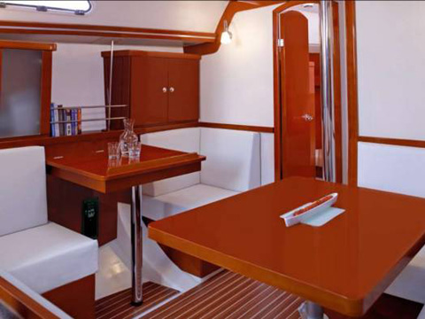 Hanse 370