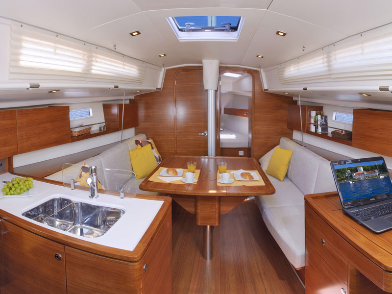 Salona 38