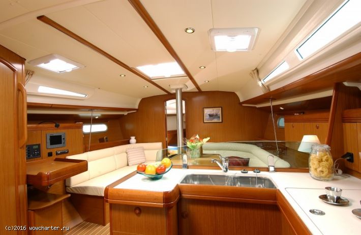 Sun Odyssey 45