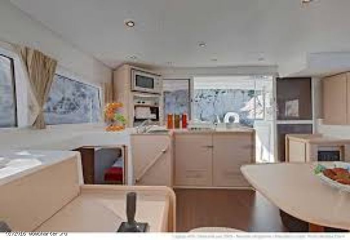 Lagoon 400 S2
