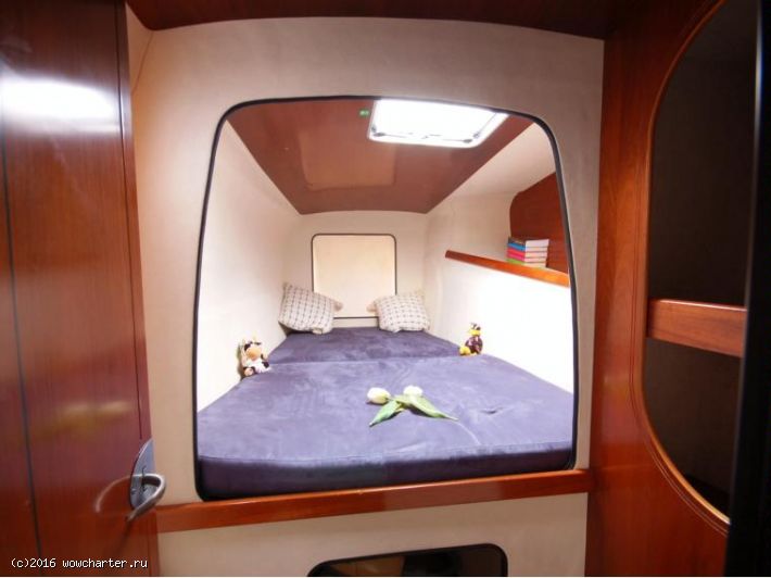 Athena 38