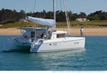 LAGOON 421 (4cab+1)
