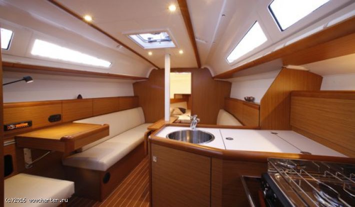Sun Odyssey 33i