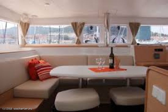 Lagoon 400 S2